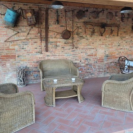 Вілла Il Casale Di Lucullo Лучіньяно Екстер'єр фото